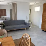 Lakeview Hideaway - *