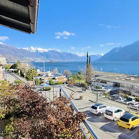 Lakeview Hideaway - * Brissago