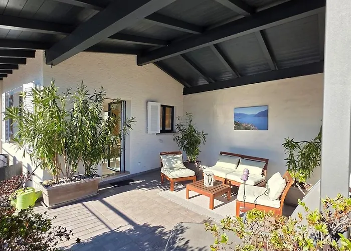 Апартаменты Lakeview Hideaway - Бриссаго